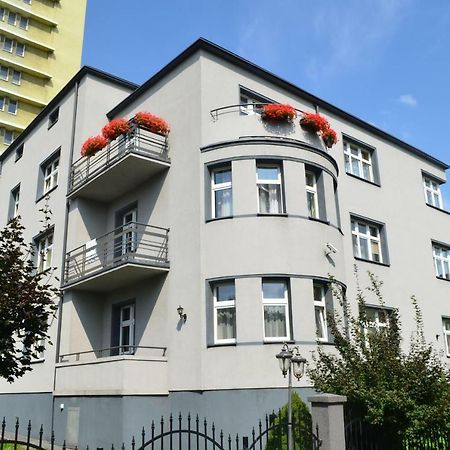 Hostel Gwarek Катовіце Екстер'єр фото