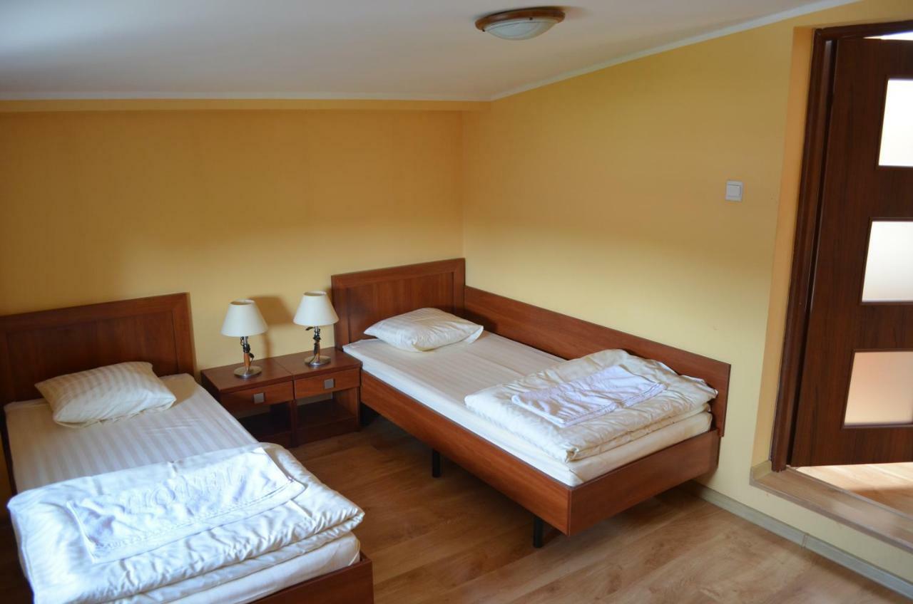 Hostel Gwarek Катовіце Екстер'єр фото